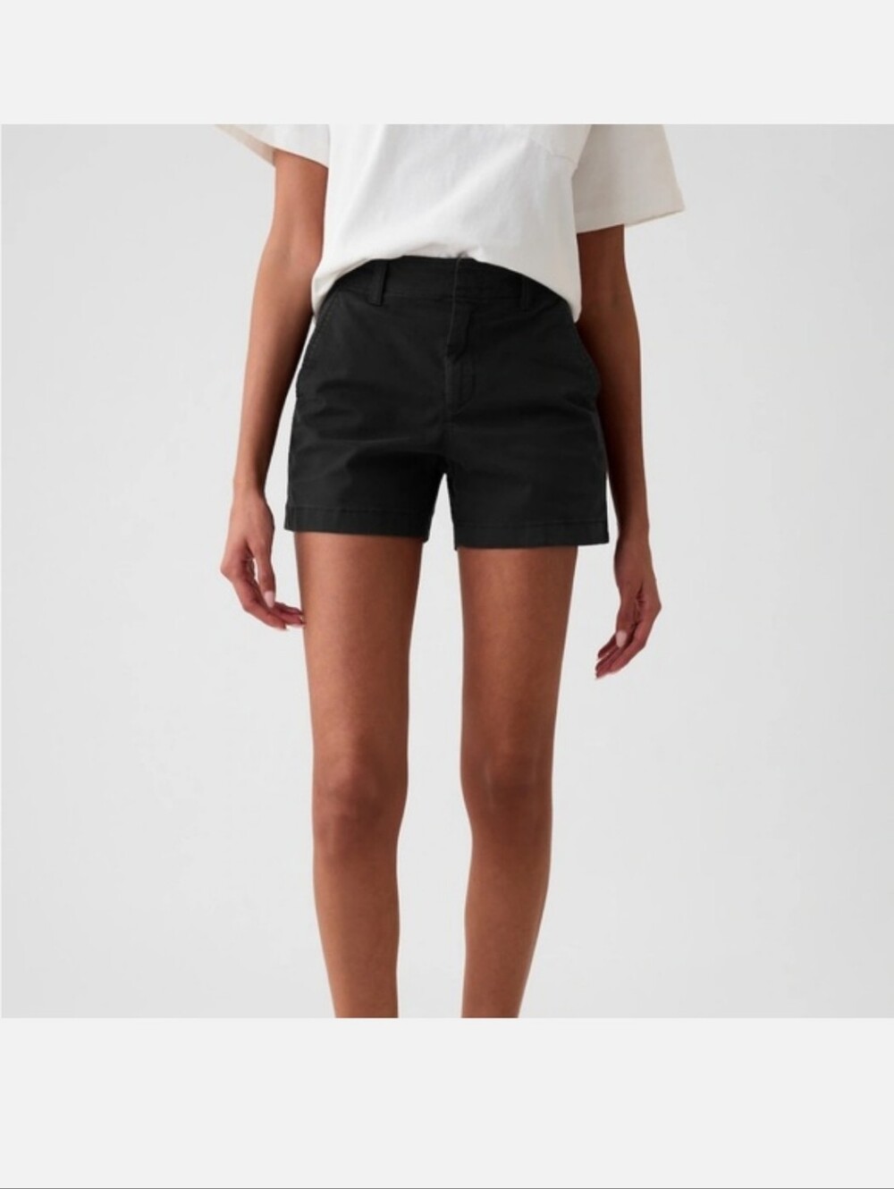 GAP Black Mid Rise Classic Cotton Shorts